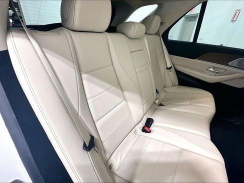 Used 2024 Mercedes-Benz GLE 350 4MATIC image 29