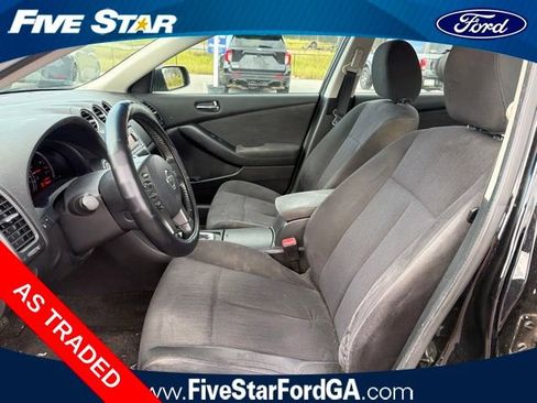 Used 2012 Nissan Altima 3.5 SR FWD image 10