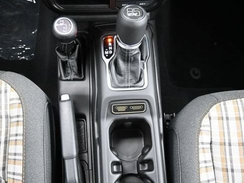 New 2026 Jeep Gladiator Sport AWD/4WD image 19