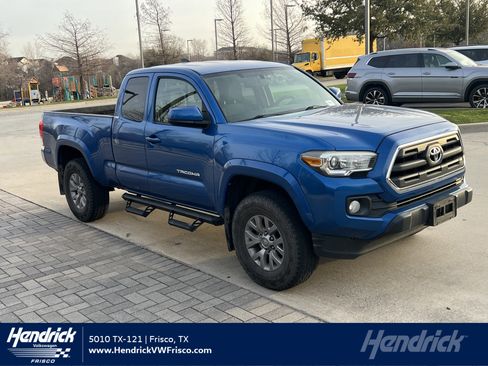 Used 2016 Toyota Tacoma SR5 w/ SR5 Appearance Package (SN) image 1