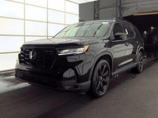 Used 2025 Honda Pilot Black Edition image 1