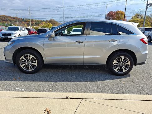 Used 2018 Acura RDX AWD w/ Advance Package image 4