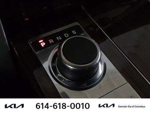 Used 2015 Land Rover Range Rover Supercharged AWD/4WD image 26