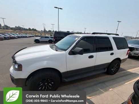 Used 2015 Ford Expedition XL AWD/4WD image 4