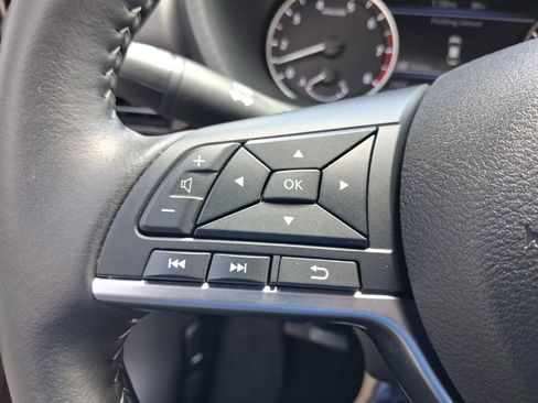 Used 2025 Nissan Sentra SV w/ All-Weather Package FWD image 26