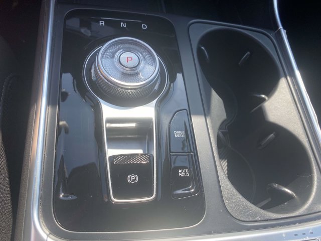 New 2026 Kia Carnival EX FWD image 18