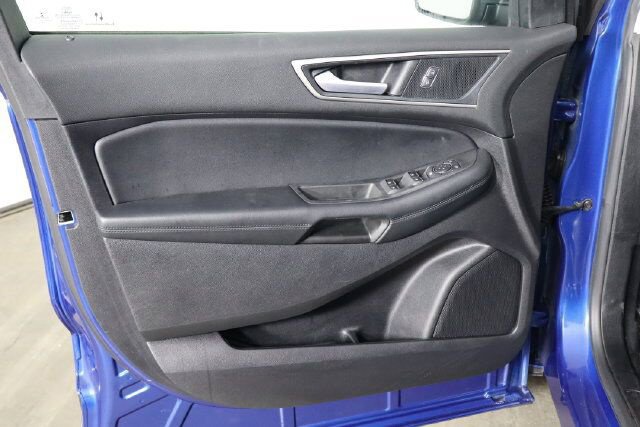 Used 2021 Ford Edge SEL w/ Convenience Package AWD/4WD image 22