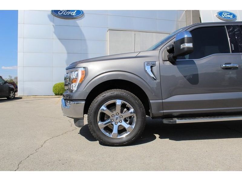 Used 2023 Ford F150 Lariat w/ Trailer Tow Package AWD/4WD image 9