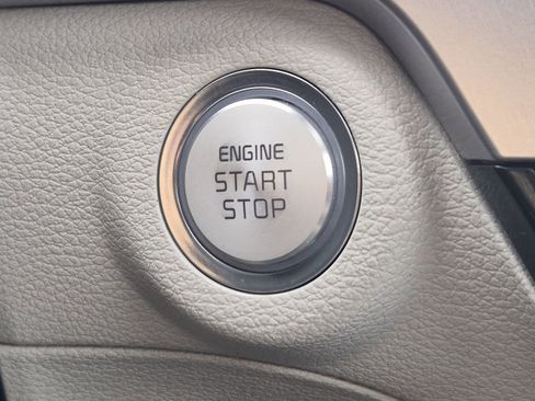 Certified 2024 Kia Telluride S w/ S Sunroof Package image 28