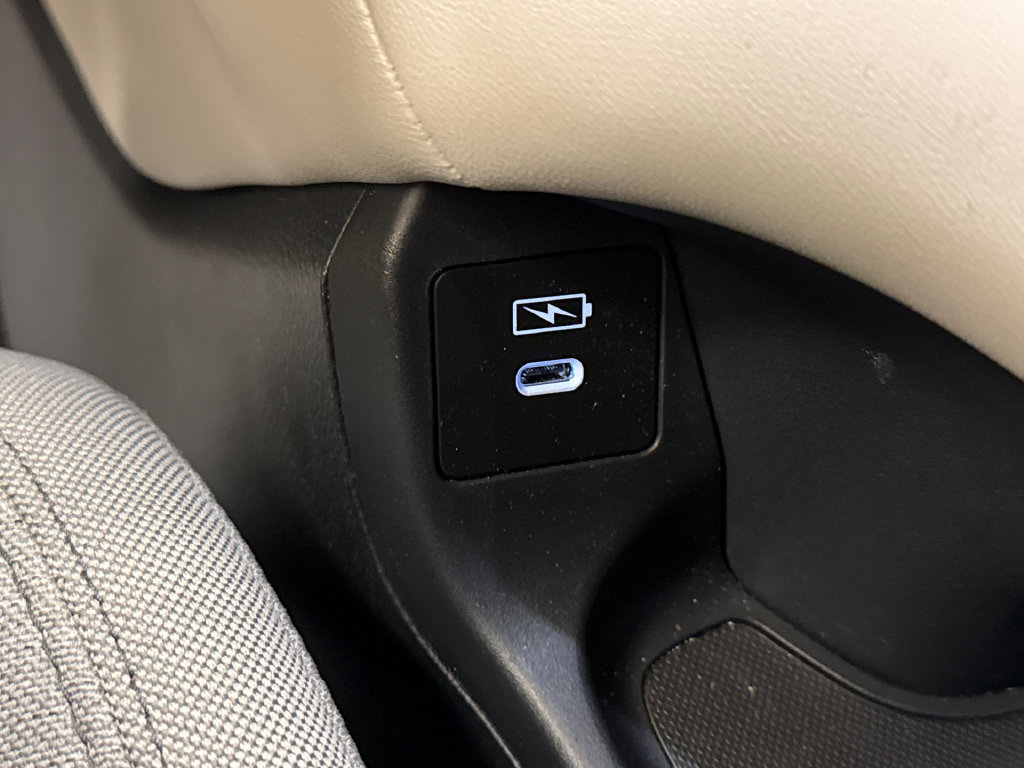 Certified 2026 Honda HR-V LX image 28