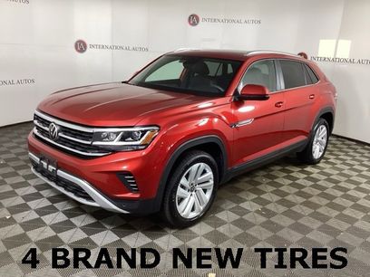 Used 2023 Volkswagen Atlas Cross Sport SE w/ Panoramic Sunroof Package