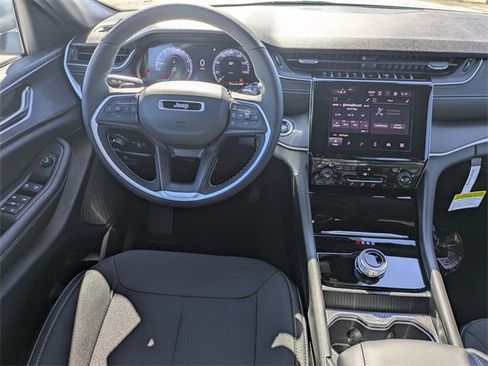 New 2026 Jeep Grand Cherokee Laredo X image 26