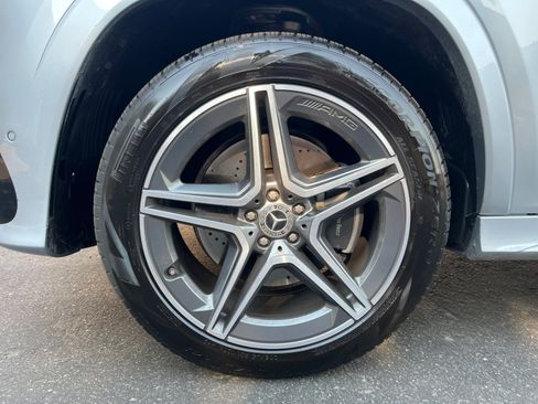 Used 2026 Mercedes-Benz GLS 450 4MATIC image 32