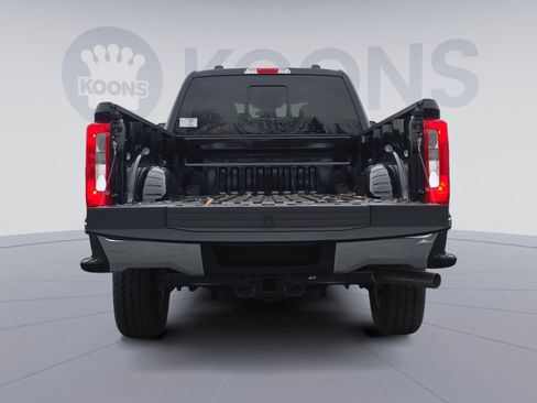 New 2026 Ford F250 XLT w/ FX4 Off-Road Package AWD/4WD image 32