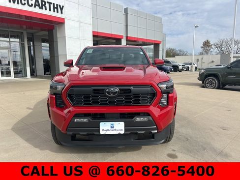 New 2025 Toyota Tacoma TRD Sport image 3