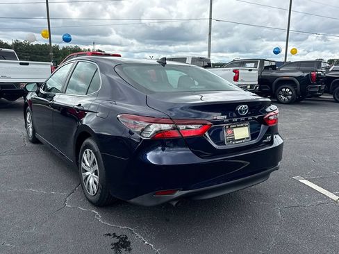 Used 2022 Toyota Camry LE FWD image 8