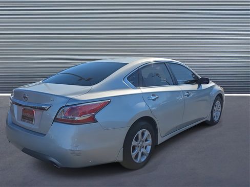 Used 2015 Nissan Altima 2.5 S w/ Power Driver Seat Package image 3