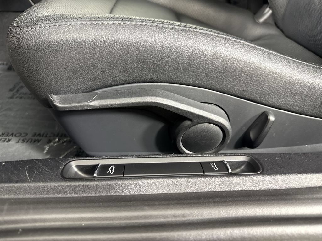 Certified 2015 Porsche Cayman S RWD image 34