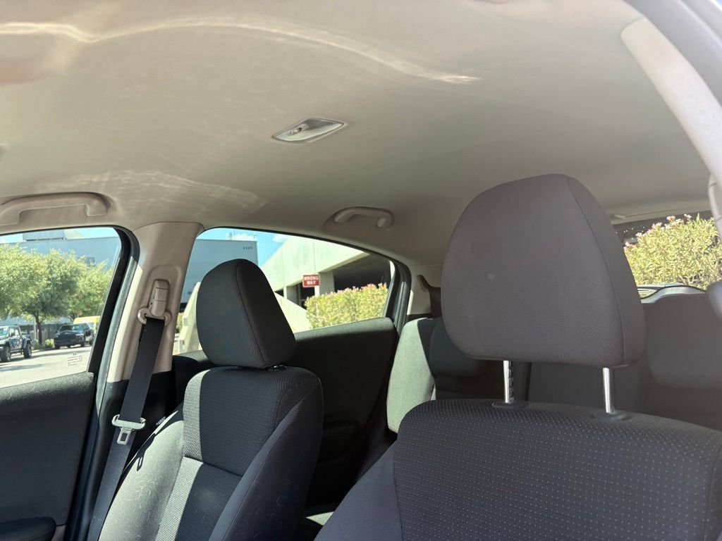 Used 2021 Honda HR-V LX image 9