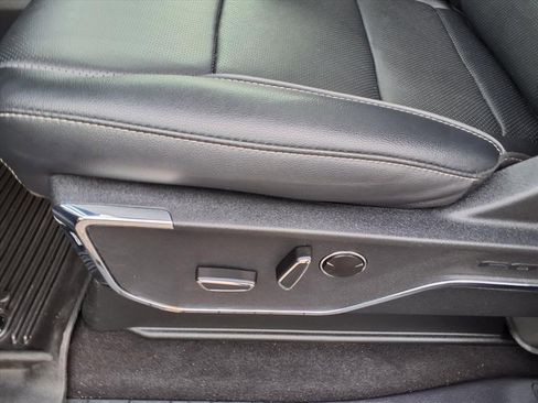 Used 2023 Ford F150 Lariat w/ Equipment Group 502A High image 25