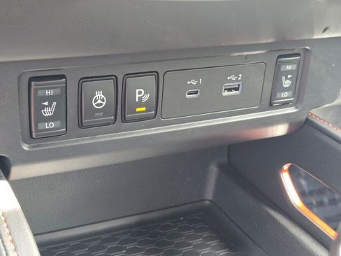 Used 2025 Nissan Frontier PRO-4X w/ Pro Premium Package AWD/4WD image 30