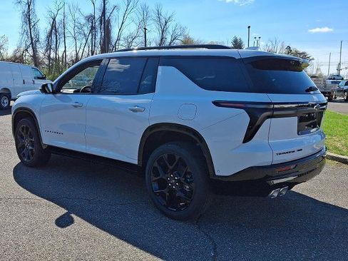 New 2026 Chevrolet Traverse RS w/ LPO, Floor Liner Package AWD/4WD image 3