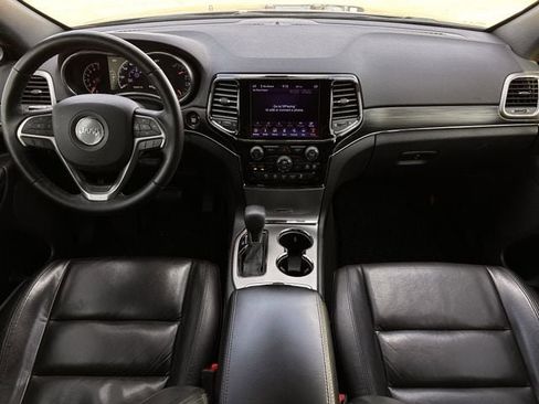 Used 2019 Jeep Grand Cherokee Limited image 12