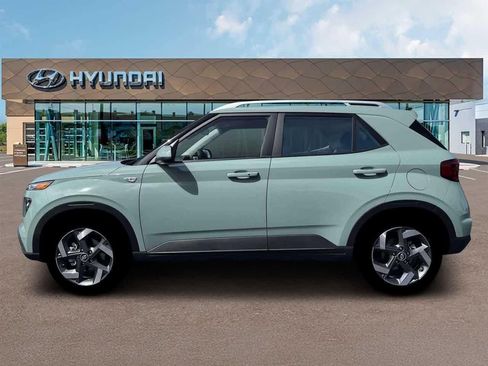 New 2026 Hyundai Venue SEL image 3