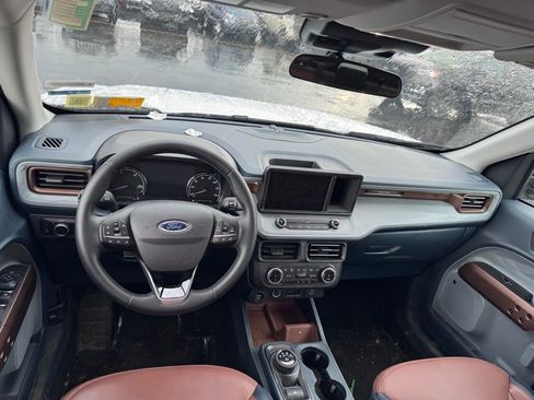 Used 2024 Ford Maverick Lariat image 8