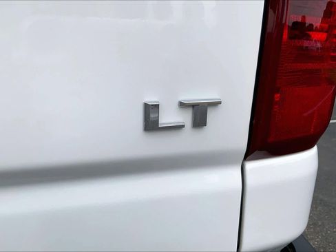 Used 2023 Chevrolet Silverado 2500 LT w/ Convenience Package image 10