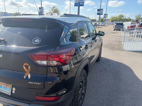 Used 2023 Chevrolet TrailBlazer ACTIV w/ Sun and Liftgate Package image 5