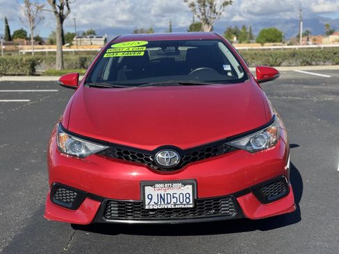Used 2018 Toyota Corolla iM image 8