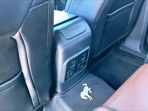Used 2022 Ford Bronco Outer Banks AWD/4WD image 13