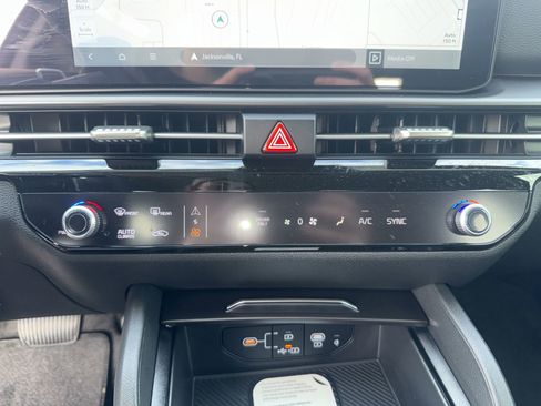 New 2026 Kia Sportage SX Prestige image 17