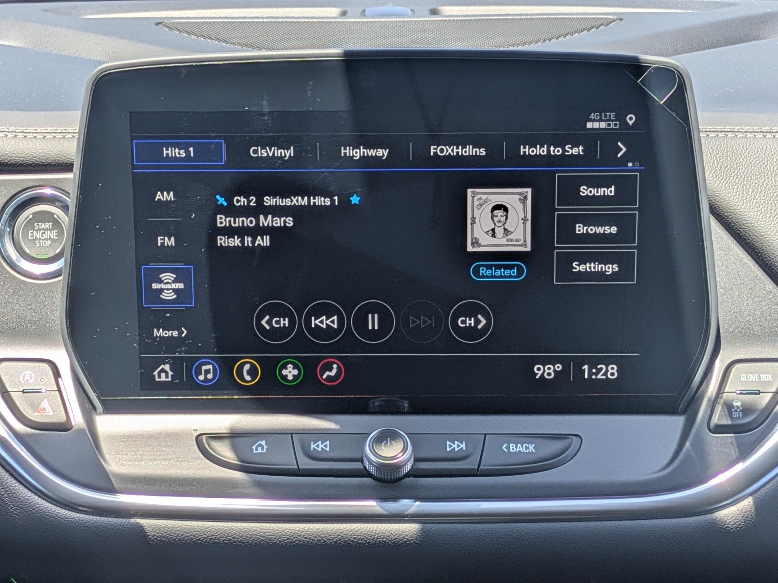 New 2026 Chevrolet Blazer LT w/ Convenience Package FWD image 18
