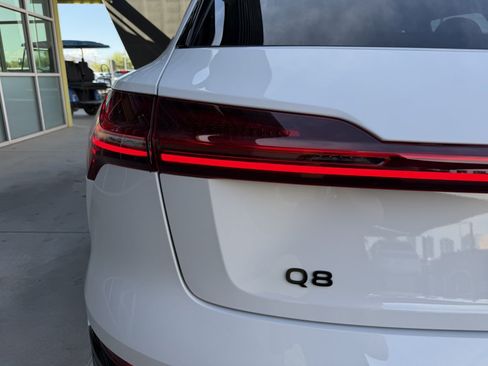 Used 2024 Audi Q8 e-tron Premium Plus w/ Premium Plus Package AWD/4WD image 14
