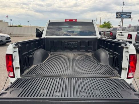 Used 2022 RAM 1500 Tradesman w/ Chrome Appearance Group AWD/4WD image 7