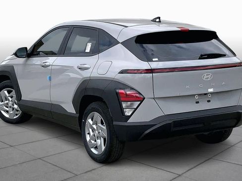 New 2026 Hyundai Kona SE image 12