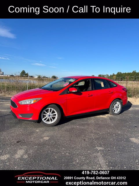 Used 2015 Ford Focus SE FWD image 1