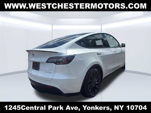 Used 2022 Tesla Model Y Performance AWD/4WD image 4