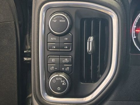 Used 2021 Chevrolet Silverado 1500 RST image 23
