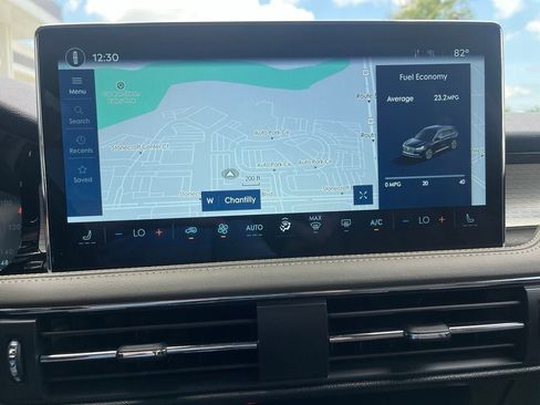 Certified 2025 Lincoln Corsair AWD image 32