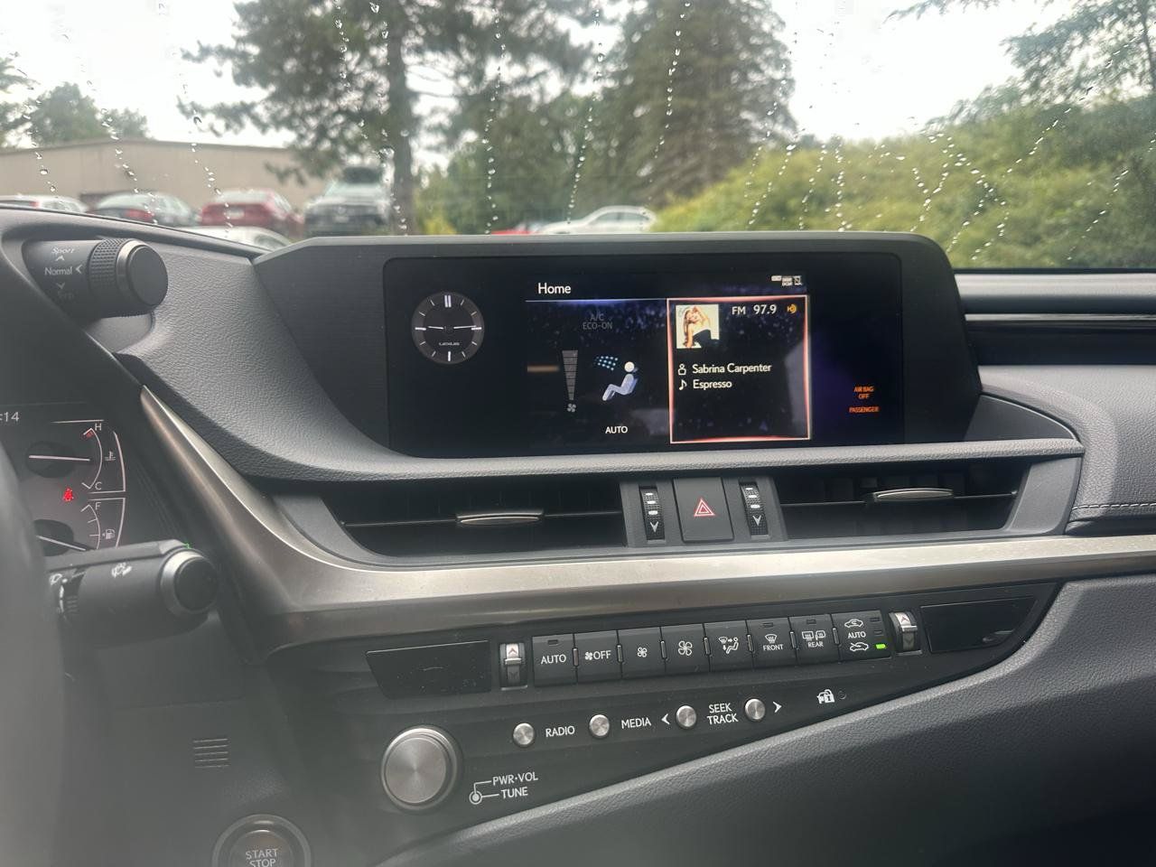 Used 2021 Lexus ES 250 w/ Premium Package AWD/4WD image 23