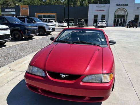 Used 1995 Ford Mustang GT RWD image 18