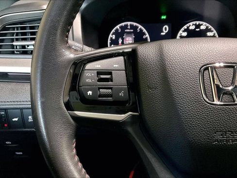 Used 2025 Honda Odyssey Sport-L image 17