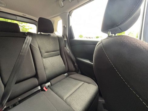 Used 2025 Nissan Rogue SV FWD image 39