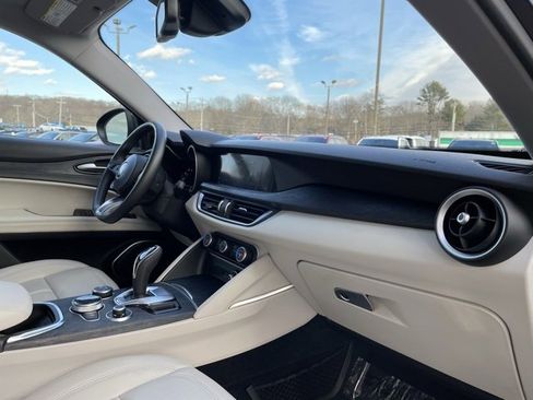 Used 2020 Alfa Romeo Stelvio Sprint w/ Nero Edizione image 29