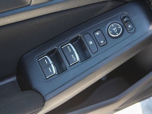 Certified 2025 Honda Civic Sport image 21