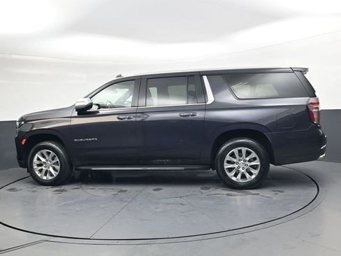 Used 2023 Chevrolet Suburban Premier image 7