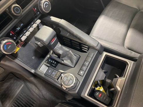 Used 2025 Toyota 4Runner TRD Off-Road Premium image 17